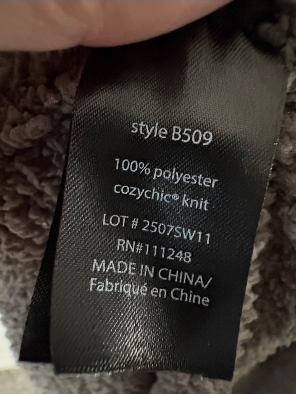 Bearfoot Dreams Cozychic Robe - Picture 6 of 9